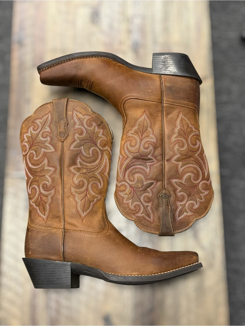 ARIAT Women's Round Up Western boots - Square Toe - Broad Square Toe Size 11 - Picture 2 of 6